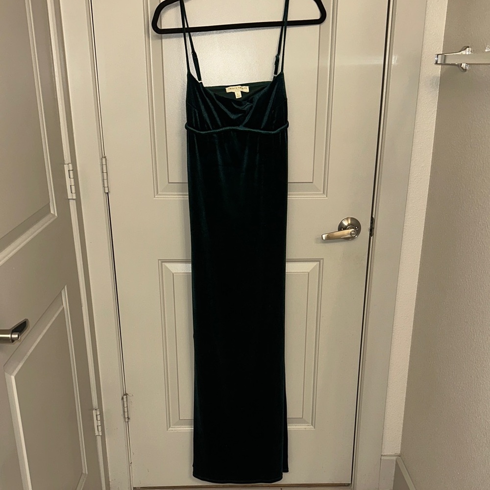 Elegant Dark Green Maxi Dress